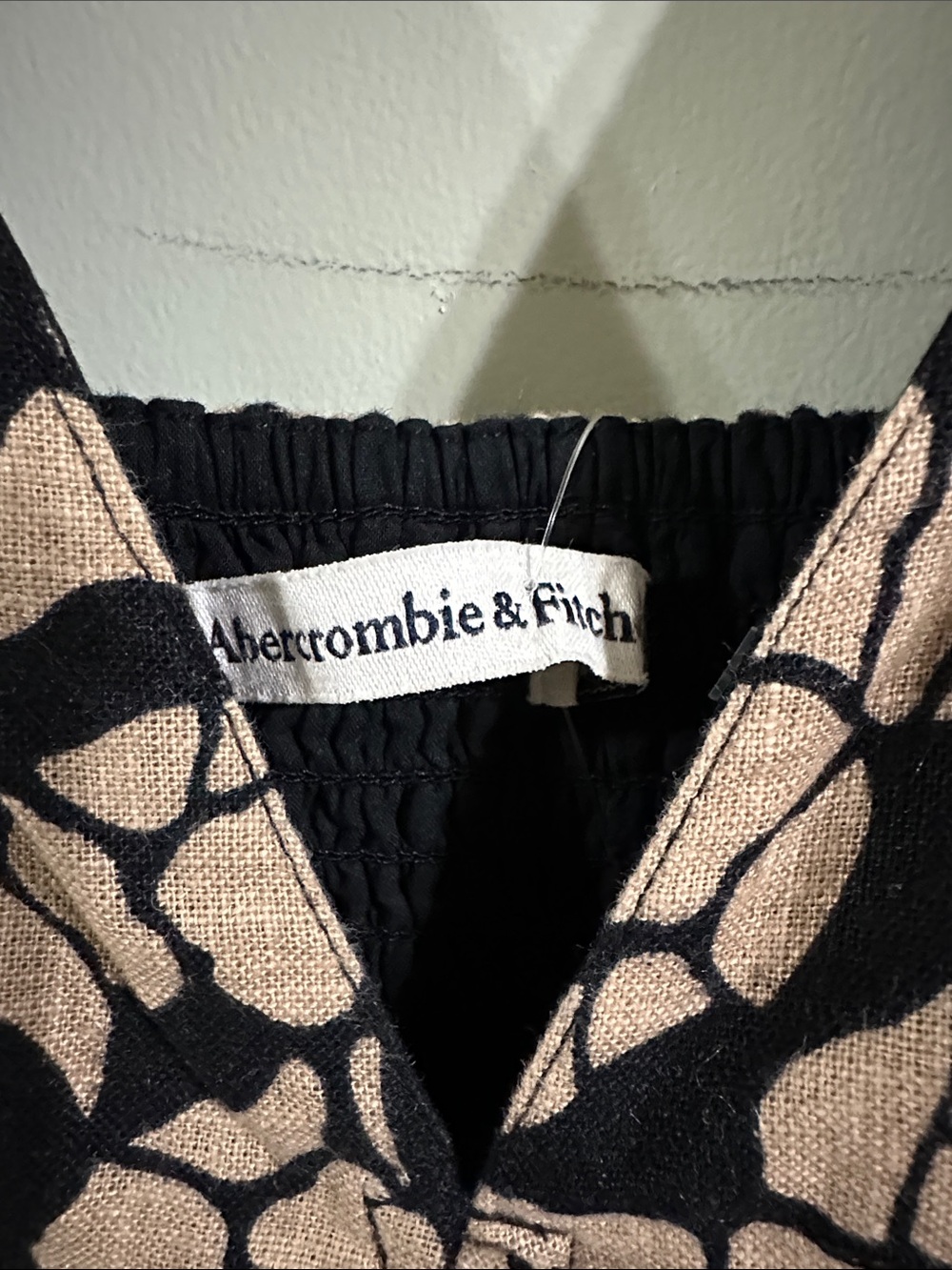 Abercrombie & Fitch Black and Blush Floral Maxi Dress - Picture 5 of 8